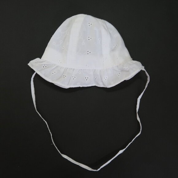 CATYA baby cotton eyelet hat w ruffle trim 3-6 months Made in Italy - Picture 3 of 6